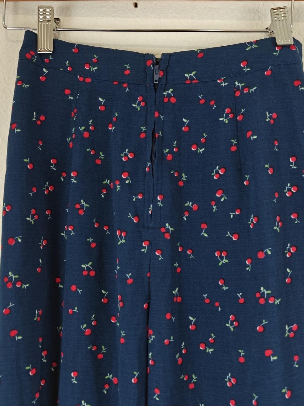 Gianni Bini Cherry Print Wide-Leg Sailor Pants ๐ Navy Retro Chic High-Waist XS - Picture 10 of 12